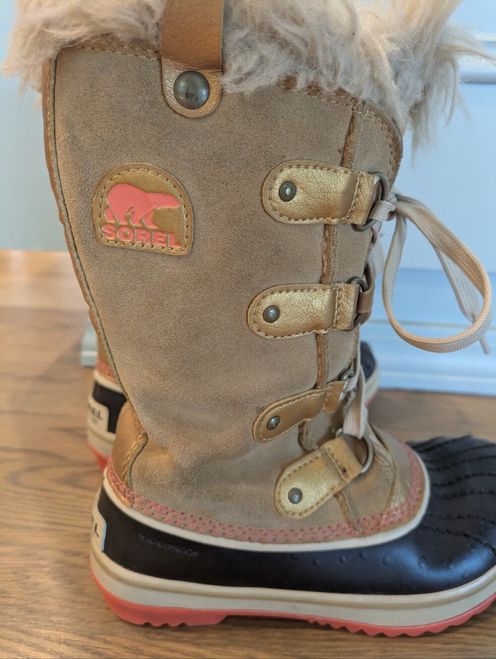 Sorel Youth Joan of Arctic Winter Boots Size 1 - Picture 6 of 9